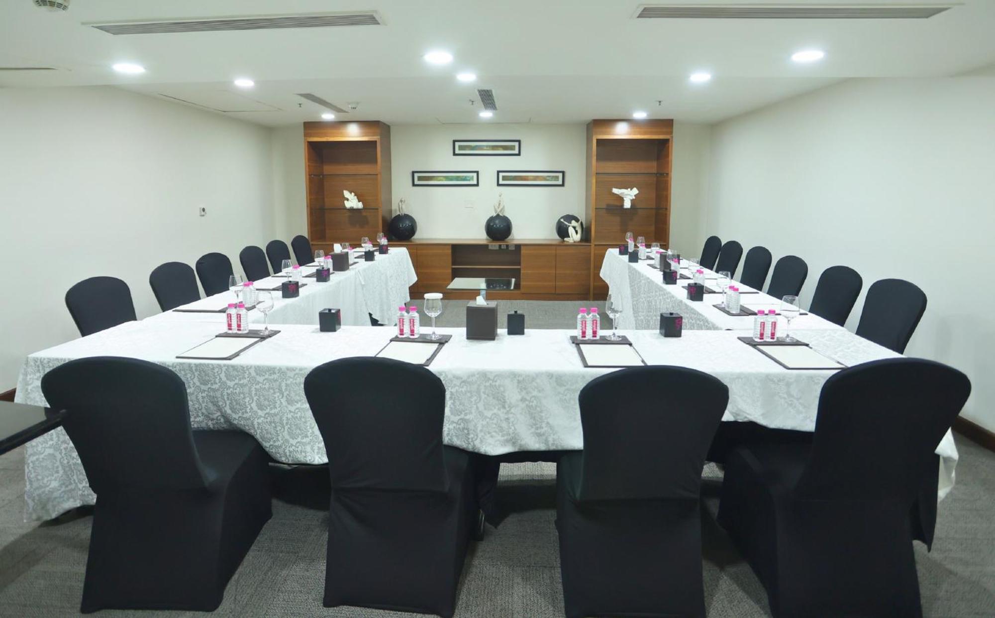 Intercontinental Jaipur Tonk Road By Ihg Hotell Exteriör bild